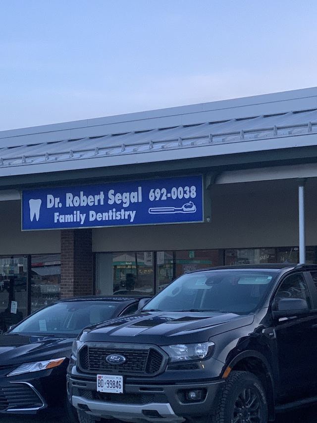 Dr. Robert Segal